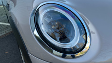 MINI Hatchback 1.5 Cooper Classic 3dr Petrol Hatchback